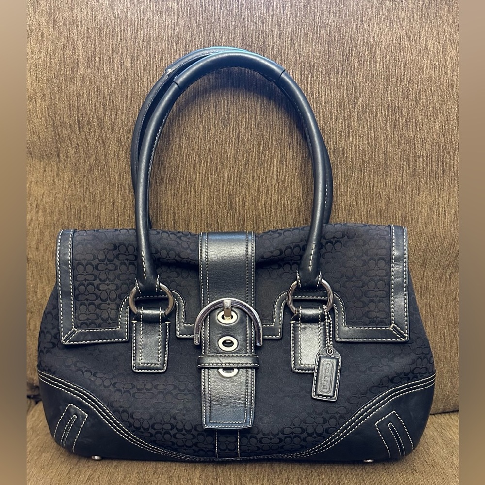 GUC Authentic Coach SOHO Hamptons Black Leather/Canvas Front Flap Shoulder Bag